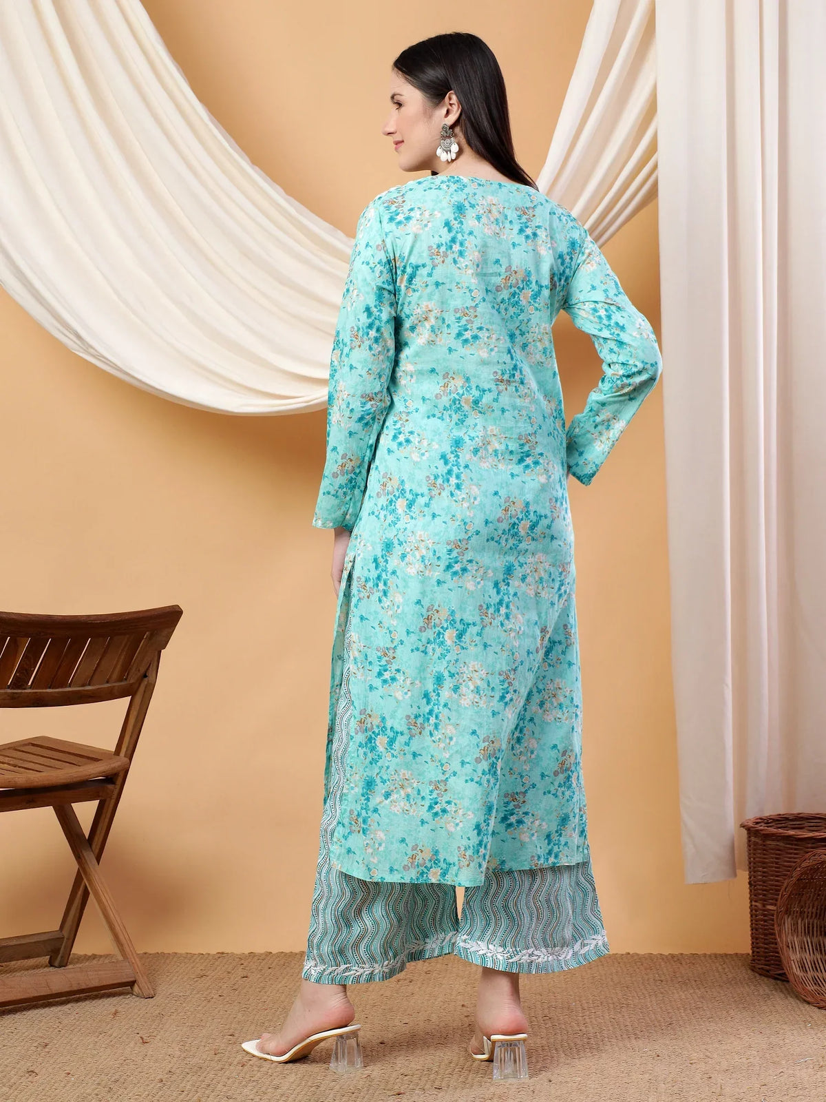 Anika Chikankari Mulmul Co-ord Set (Green)