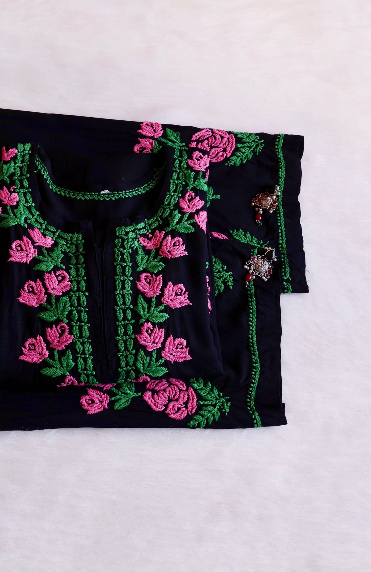 Gul-E-Jahaan Black & Baby Pink Rayon Kurta Set